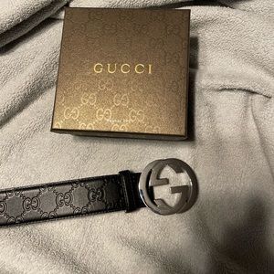 Gucci belt